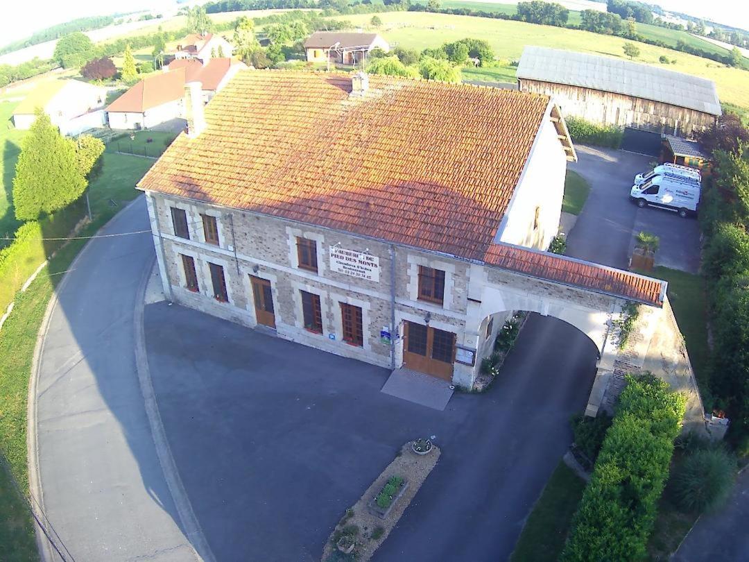 Bed & Breakfast Du Pied Des Monts